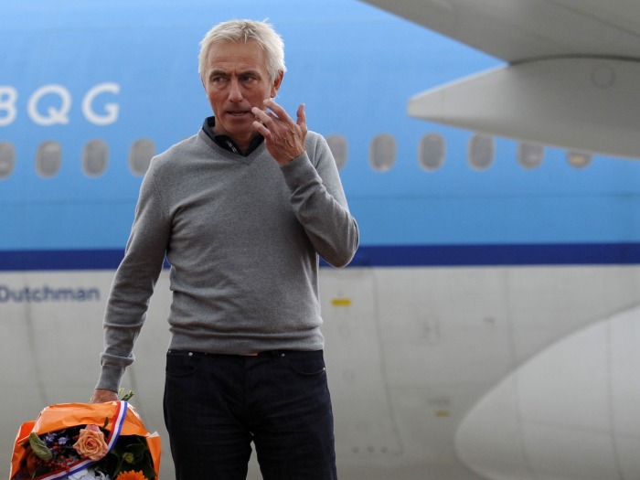 Bert van Marwijk fez uma ótima campanha com a Holanda, mas, como em 1974 e 1978, a seleção laranja bateu na trave e ficou com o vice. A federação holandesa ainda não se pronunciou sobre a permanência ou saída do treinador