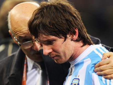 messi-chora-eliminacao-hg-20100703.jpg