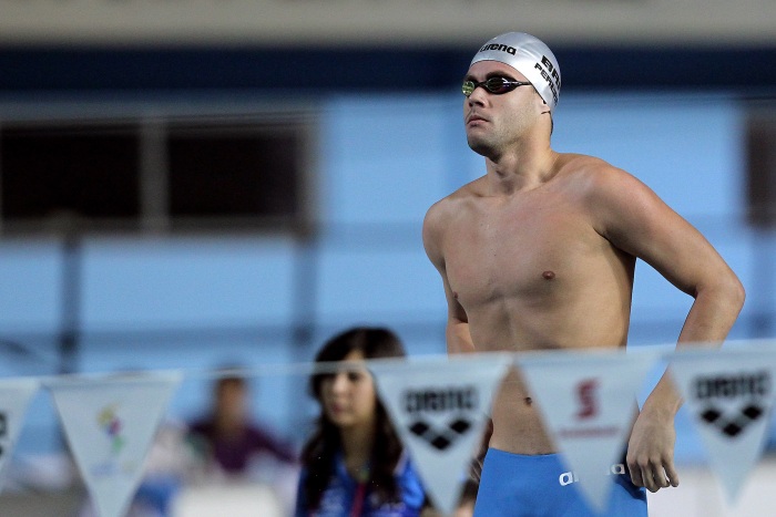 thiago pereria antes 700