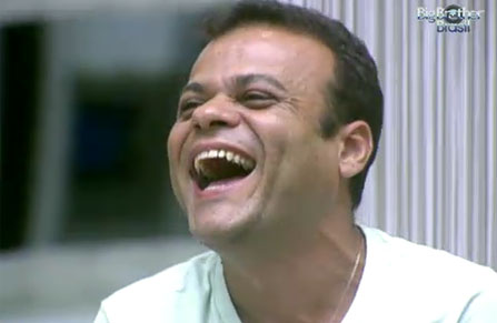 http://im.r7.com/record/files/2C92/94A3/2DD9/F2F1/012D/DEDA/BE89/5BF7/DANIEL_rosto_risada_noticia.jpg
