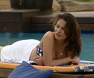 http://im.r7.com/record/files/2C92/94A4/2B50/5221/012B/642C/F7FC/1B67/beldades-300x250.jpg