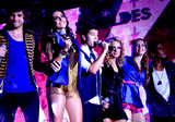 Rebeldes se apresentam na novela