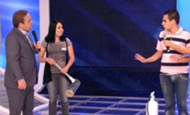 Inventores mostram maneiras diferentes de combater as baratas