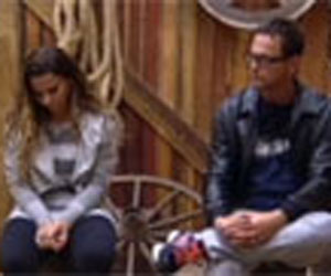 Antes da prova, Sylvinho Blau-Blau e Viviane Araujo cantam <i>Tente Outra Vez</i>