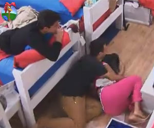 Provocado por Shayene Ces&aacute;rio, Rodrigo agarra a musa do Carnaval