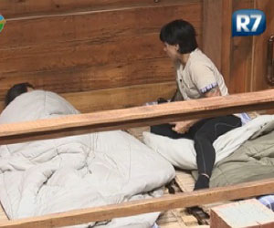 Penélope e Nicole falam sobre sexo no celeiro Penélope e Nicole falam sobre sexo no celeiro