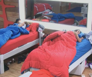 Participantes descansam a beleza, após dia cheio de emoções e surpresas Participantes descansam a beleza, após dia cheio de emoções e surpresas