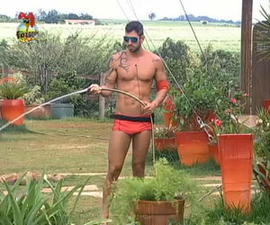 Angelis desmente Thyago na frente de todos Angelis desmente Thyago na frente de todos