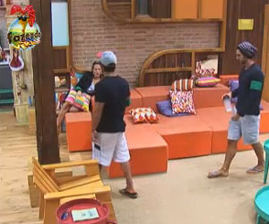 Victor comenta sobre a limpeza da cozinha usando g&iacute;rias - A ...