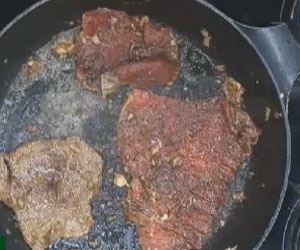 Após saída de Gretchen, Simone Sampaio cozinha para os participantes