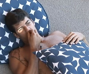diego-limpa-nariz---300.jpg diego-limpa-nariz---300.jpg