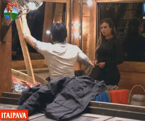 "Estou chateada com algo que fiz", diz Penélope "Estou chateada com algo que fiz", diz Penélope