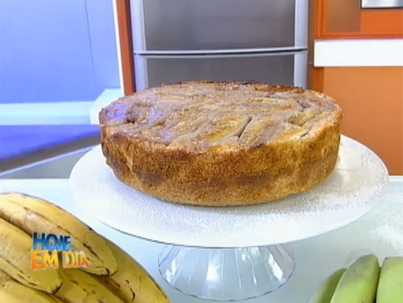 Em primeiríssimo lugar, a deliciosa receita de torta de banana! O preparo é fácil e o resultado maravilhoso! Anote a receita e arrase na sobremesa!