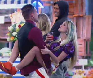 Bárbara e Mateus se encaixam perfeitamente Bárbara e Mateus se encaixam perfeitamente